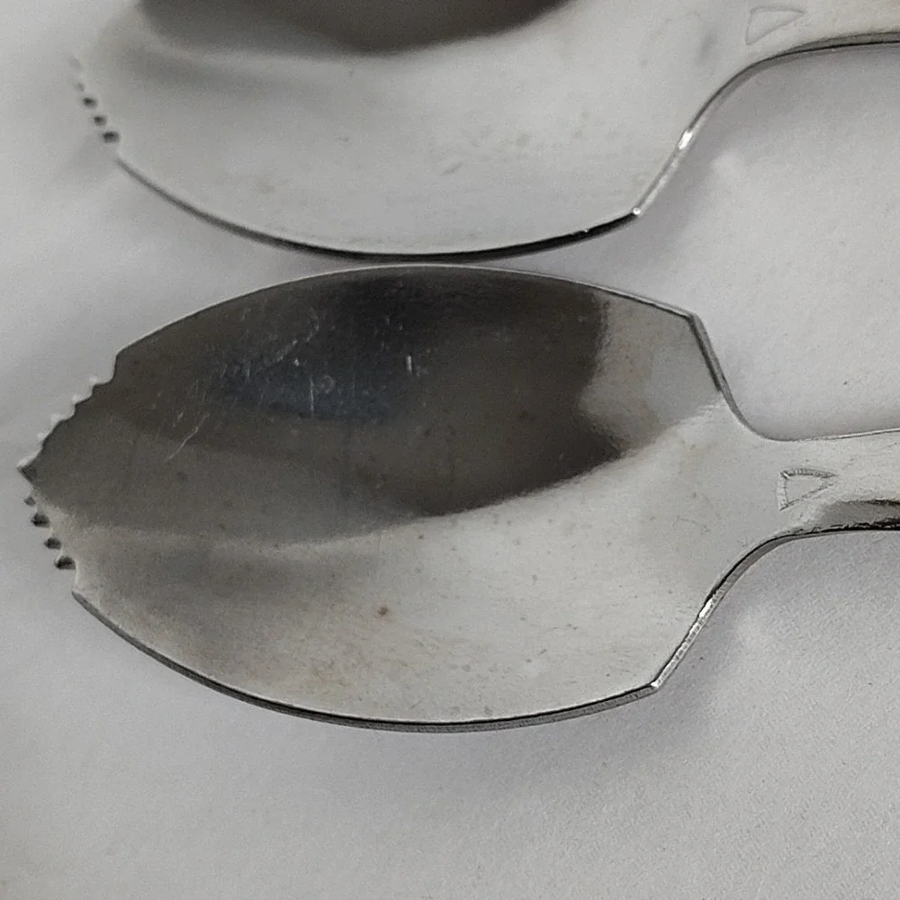 Enjoy Grapefruit Serrated Stainless Steel Spoons Lot Of 2 Made In China